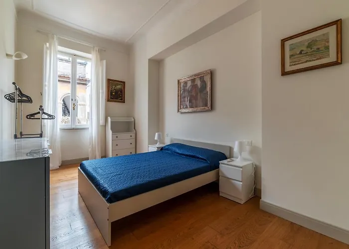 Guesthost - Bright & Roomy X6 - Trastevere District Apartament
