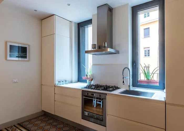 Guesthost - Bright & Roomy X6 - Trastevere District Apartament