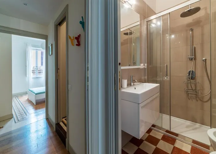 Apartament Guesthost - Bright & Roomy X6 - Trastevere District *